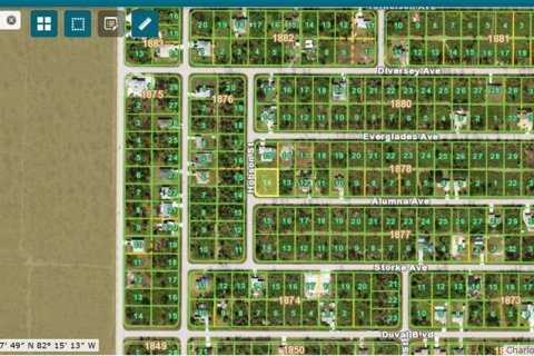 Terreno en venta en Port Charlotte, Florida № 2164819 - foto 4