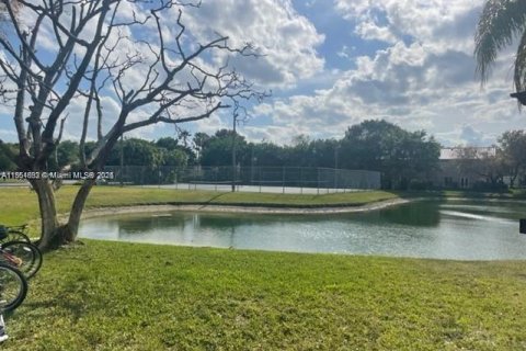 Condo à Sunrise, Floride, 2 chambres  № 1980663
