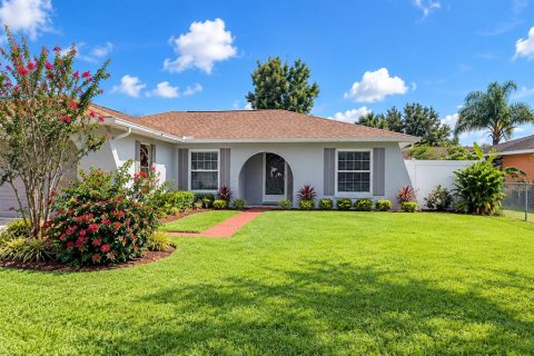 Villa ou maison à Kissimmee, Floride 3 chambres, 125.51 m2 № 2375804