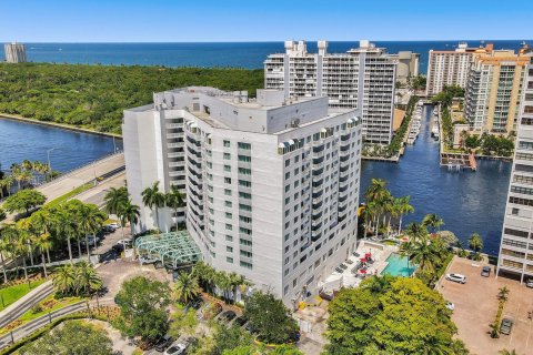 Condominio en venta en Fort Lauderdale, Florida, 1 dormitorio, 50.91 m2 № 938617 - foto 1