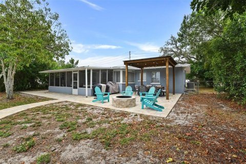 House in Clearwater, Florida 3 bedrooms, 126.53 sq.m. № 2202507 - photo 29
