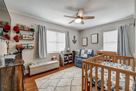 House in Clearwater, Florida 3 bedrooms, 126.53 sq.m. № 2202507 - photo 25