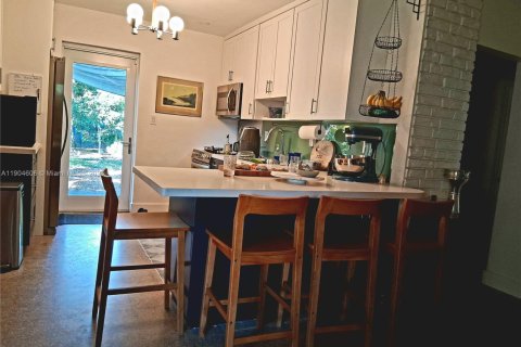 Casa en venta en Hollywood, Florida, 3 dormitorios, 69.68 m2 № 1956502 - foto 4