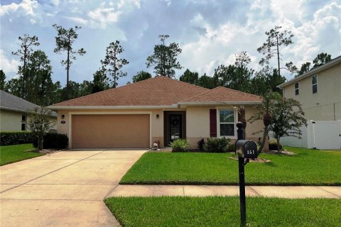 House in Ormond Beach, Florida 3 bedrooms, 142.79 sq.m. № 2258386