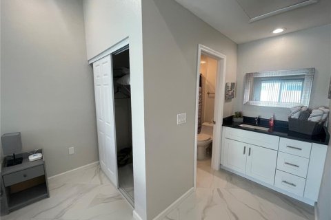 Villa ou maison à louer à Palm Harbor, Floride: 2 chambres, 92.9 m2 № 1301016 - photo 15