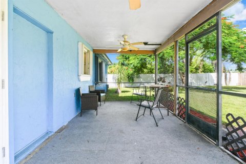 Casa en venta en Port St. Lucie, Florida, 3 dormitorios, 117.43 m2 № 2077859 - foto 29