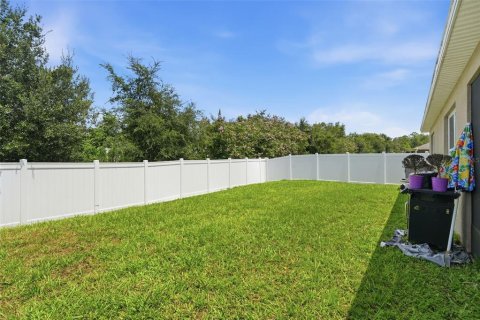 House in Davenport, Florida 4 bedrooms, 171.5 sq.m. № 2318741 - photo 28