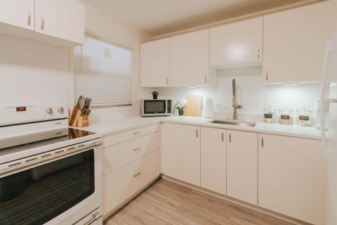 Appartement à louer à West Palm Beach, Floride: 2 chambres, 172.24 m2 № 2382987 - photo 8