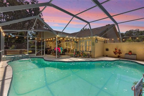 House in New Port Richey, Florida 3 bedrooms, 154.59 sq.m. № 1898744 - photo 2