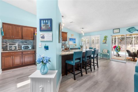 House in New Port Richey, Florida 3 bedrooms, 154.59 sq.m. № 1898744 - photo 27