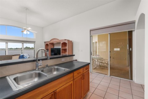 Casa en venta en Pembroke Pines, Florida, 4 dormitorios, 222.22 m2 № 1823512 - foto 21