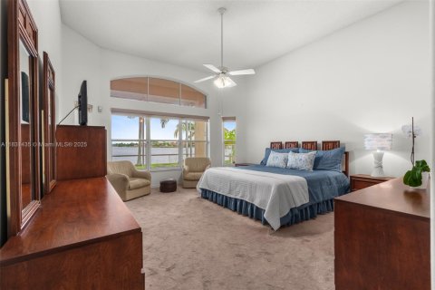 Casa en venta en Pembroke Pines, Florida, 4 dormitorios, 222.22 m2 № 1823512 - foto 30