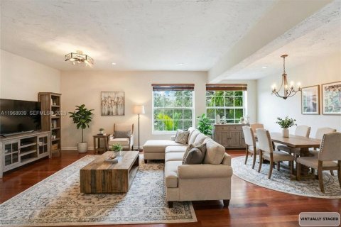 Condo in Coral Gables, Florida, 2 bedrooms  № 2040917
