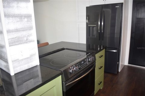 House in Port Charlotte, Florida 2 bedrooms, 82.5 sq.m. № 1725253 - photo 13