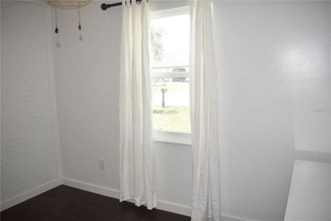 House in Port Charlotte, Florida 2 bedrooms, 82.5 sq.m. № 1725253 - photo 22