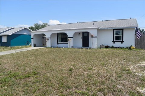 House in Port Charlotte, Florida 2 bedrooms, 82.5 sq.m. № 1725253 - photo 6