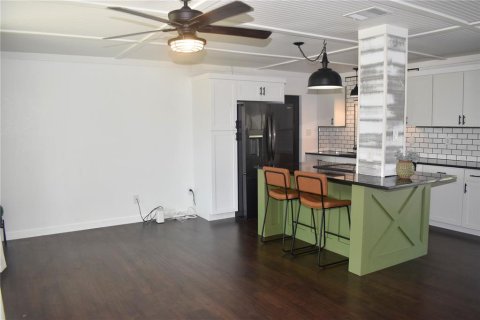 House in Port Charlotte, Florida 2 bedrooms, 82.5 sq.m. № 1725253 - photo 9