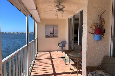 Condominio en venta en Gulfport, Florida, 2 dormitorios, 116.59 m2 № 1426566 - foto 26