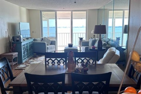 Condominio en venta en Gulfport, Florida, 2 dormitorios, 116.59 m2 № 1426566 - foto 13