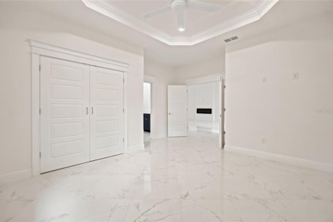 House in Ocala, Florida 4 bedrooms, 250.84 sq.m. № 2420458 - photo 20