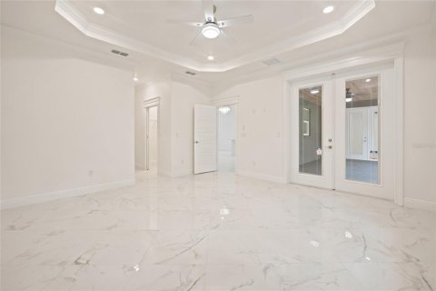 House in Ocala, Florida 4 bedrooms, 250.84 sq.m. № 2420458 - photo 30