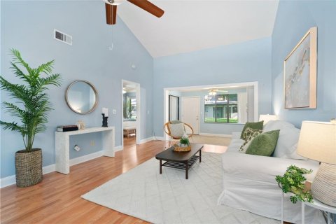 Townhouse in Casselberry, Florida 2 bedrooms, 120.4 sq.m. № 2337215 - photo 6
