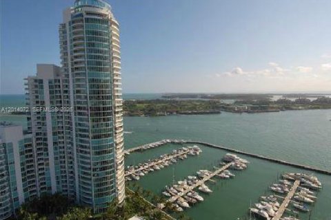 Condo in Miami Beach, Florida, 2 bedrooms  № 2076065 - photo 8