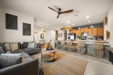 Adosado en venta en Kissimmee, Florida, 4 dormitorios, 176.7 m2 № 1797378 - foto 6