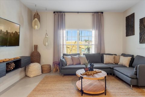 Adosado en venta en Kissimmee, Florida, 4 dormitorios, 176.7 m2 № 1797378 - foto 11