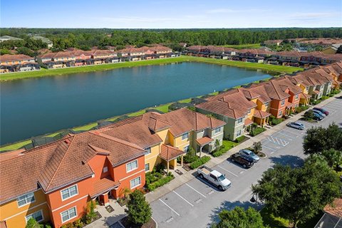 Townhouse in Kissimmee, Florida 4 bedrooms, 176.7 sq.m. № 1797378 - photo 3