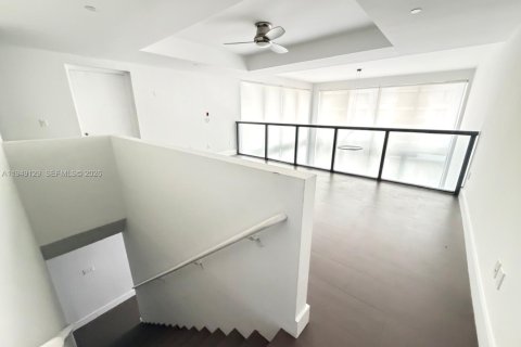 Снять в аренду кондоминиум в Майами-Бич, Флорида 3 спальни, 190.36м2, № 2005498 - фото 4