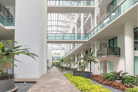 Кондоминиум с 3 спальнями в Майами-Бич, Флорида № 2005498