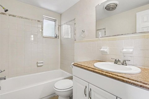 Casa en venta en Holiday, Florida, 3 dormitorios, 142.7 m2 № 2096166 - foto 14