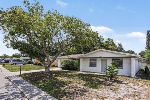 Casa en venta en Holiday, Florida, 3 dormitorios, 142.7 m2 № 2096166 - foto 3