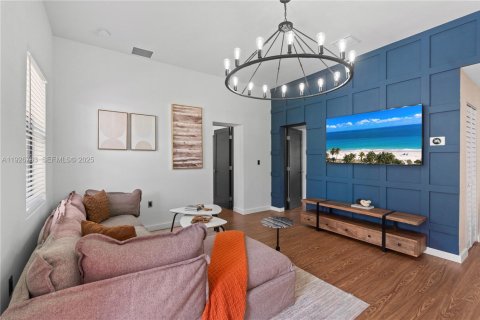 Снять в аренду виллу или дом в Халландейл-Бич, Флорида 3 спальни, 122.07м2, № 1987965 - фото 7