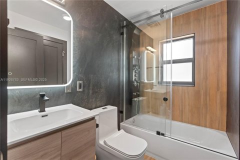 Снять в аренду виллу или дом в Халландейл-Бич, Флорида 3 спальни, 122.07м2, № 1987965 - фото 25