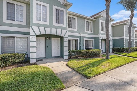 Adosado en alquiler en Brandon, Florida, 2 dormitorios, 138.42 m2 № 1681241 - foto 3