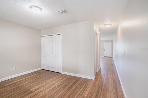 Adosado en alquiler en Brandon, Florida, 2 dormitorios, 138.42 m2 № 1681241 - foto 20