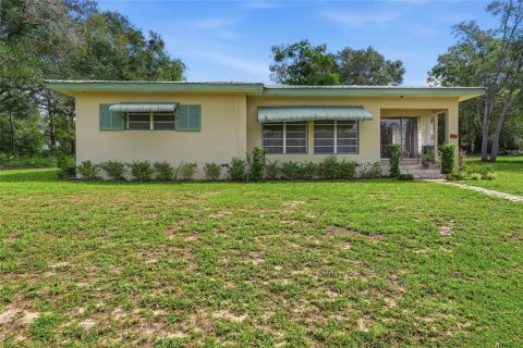 Villa ou maison à Keystone Heights, Floride 3 chambres, 139.35 m2 № 2430422