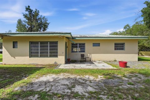 Villa ou maison à louer à Keystone Heights, Floride: 3 chambres, 139.35 m2 № 2430422 - photo 23