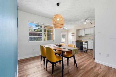 Villa ou maison à louer à Keystone Heights, Floride: 3 chambres, 139.35 m2 № 2430422 - photo 9