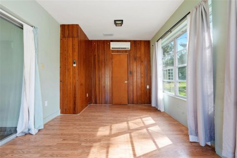 Villa ou maison à louer à Keystone Heights, Floride: 3 chambres, 139.35 m2 № 2430422 - photo 7