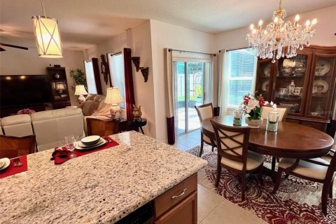 Casa en venta en Kissimmee, Florida, 4 dormitorios, 216.28 m2 № 1876174 - foto 27