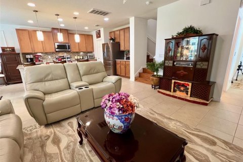 Villa ou maison à vendre à Kissimmee, Floride: 4 chambres, 216.28 m2 № 1876174 - photo 7