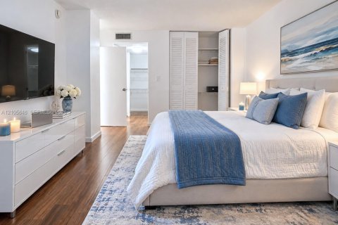 Condominio en venta en Sunny Isles Beach, Florida, 2 dormitorios, 100.98 m2 № 2414525 - foto 5