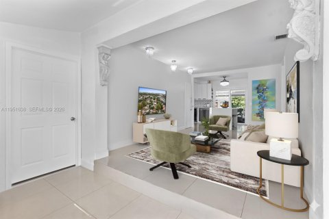 House in Miami, Florida 3 bedrooms, 98.57 sq.m. № 2008482 - photo 7