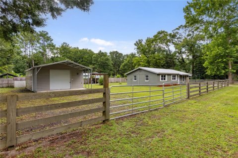 House in High Springs, Florida 3 bedrooms, 109.72 sq.m. № 1828595 - photo 1