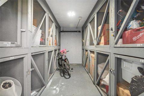 Condominio en venta en Hollywood, Florida, 2 dormitorios, 84.45 m2 № 2027922 - foto 26