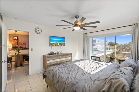 Condominio en venta en Hollywood, Florida, 2 dormitorios, 84.45 m2 № 2027922 - foto 13