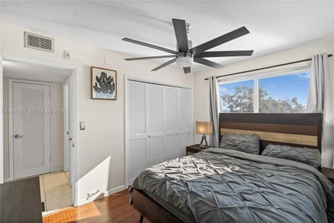 Condominio en venta en Hollywood, Florida, 2 dormitorios, 84.45 m2 № 2027922 - foto 18